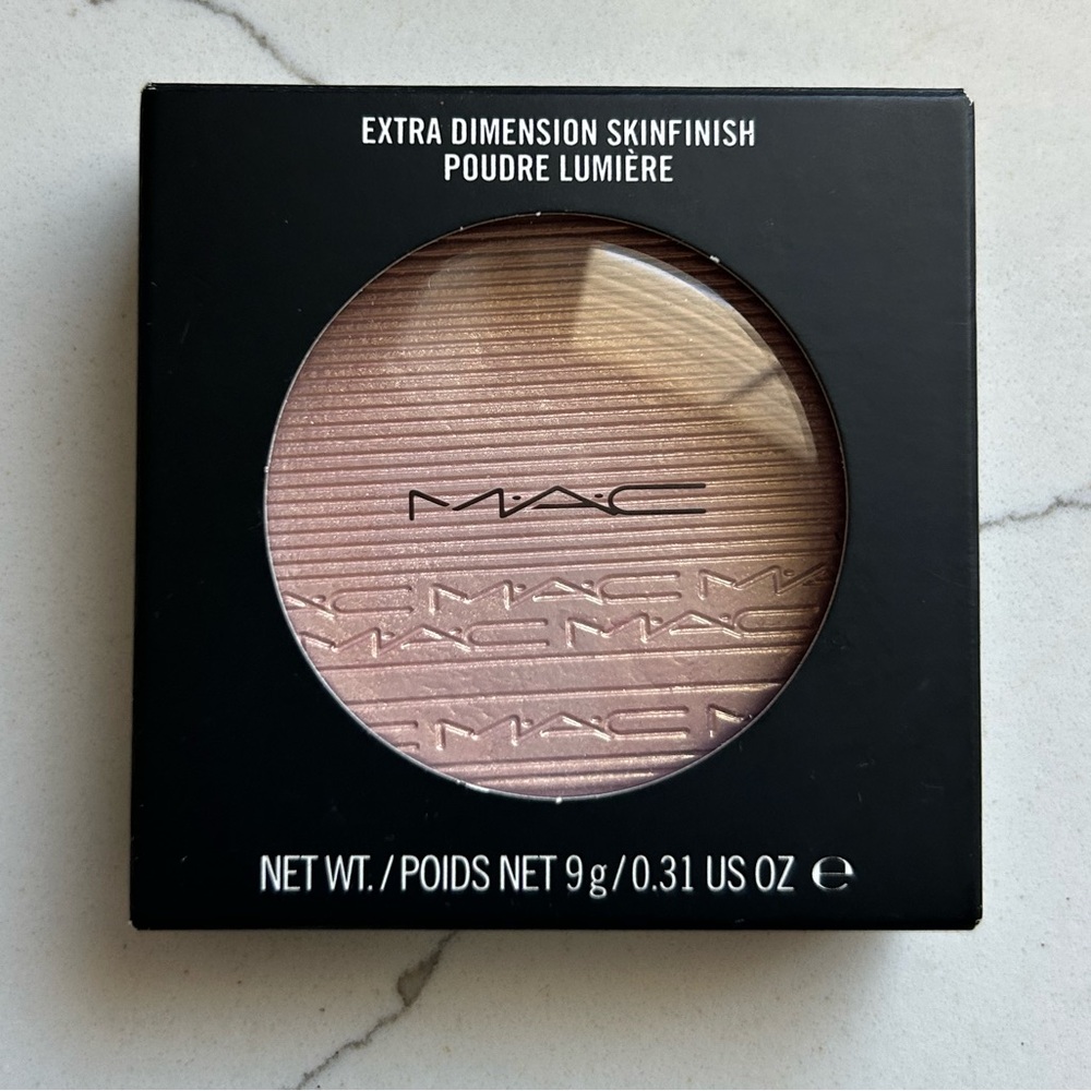 MAC Cosmetics Extra Dimension Skinfinish Highlighter - Beaming Blush